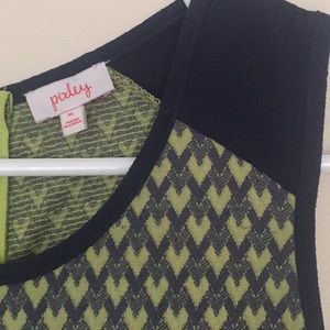 Adorable Navy and vibrant green Stitchfix dress